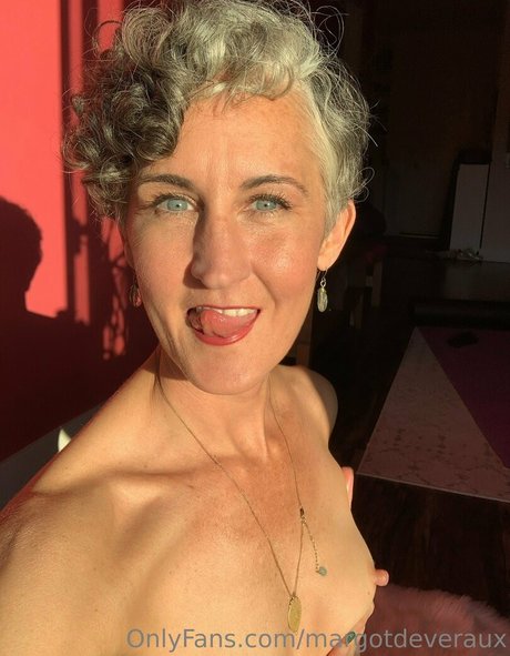 margotdeveraux pornographic model archive