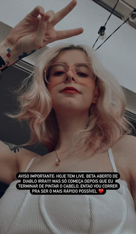 Gabi Cattuzzo hot star picture