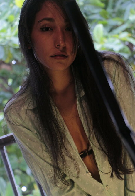 Bia Miyuki hot actress photos