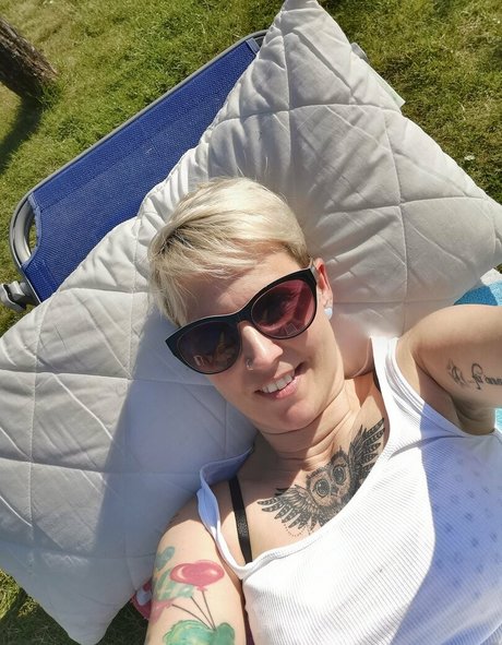 trans free onlyfans nude picture