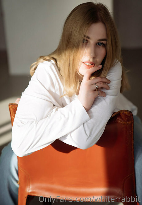 whiterrabbit hot actress archive