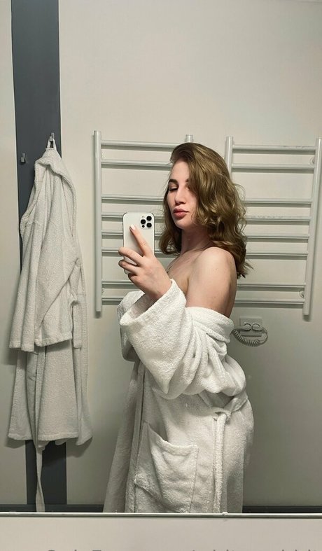 whiterrabbit high quality pornstar pics