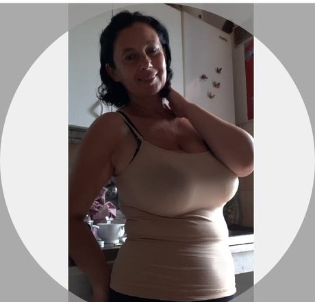 Emilia Di Giovanni sex pornstar img