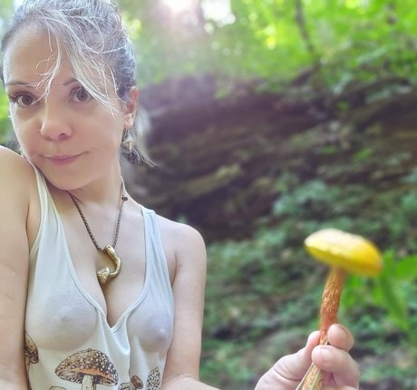 freesexypsychedelic art model archive