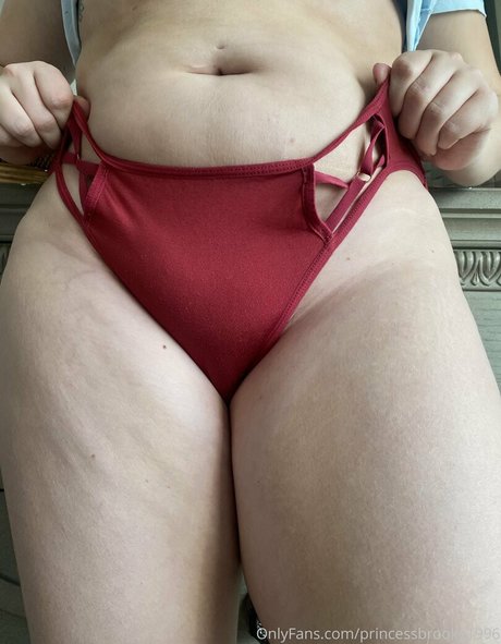 princessbrooke1996 adult model images