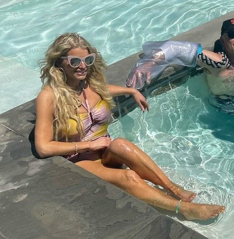 shemale fucks girl onlyfans free sex pics