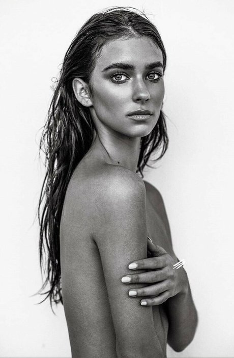 hairy legs onlyfans free sexy image