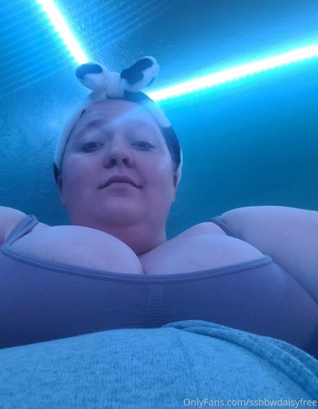 ssbbwdaisyfree perfect model image