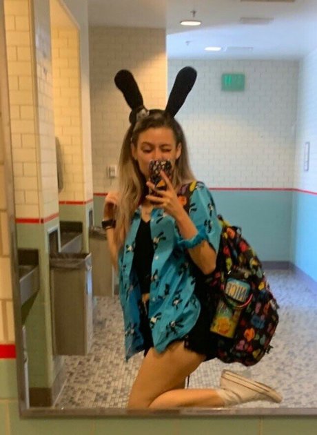 Mally Mouse beautiful star archive