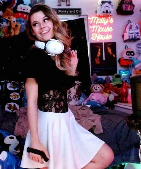 Mally Mouse sex pornstar picture