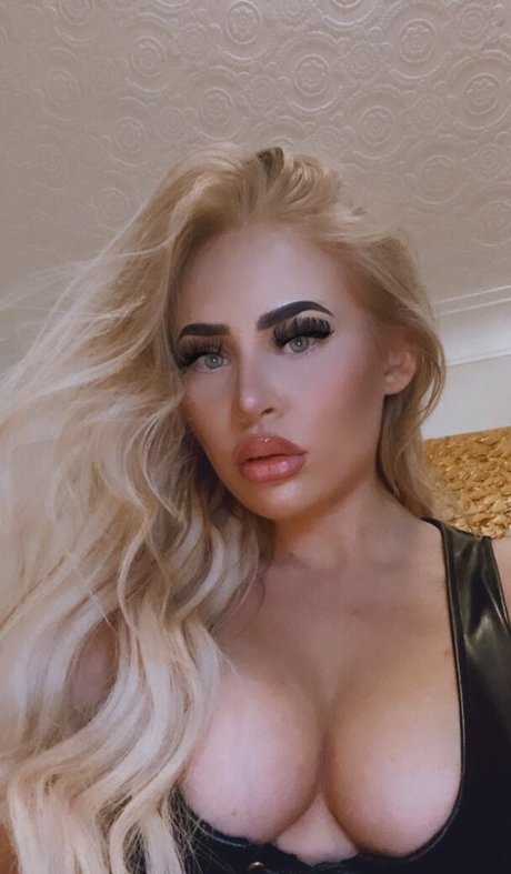 naughty onlyfans free naked galleries