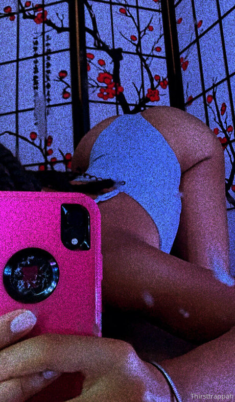 thrsttrapr star beautiful pics