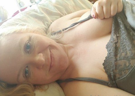 vintagewitchteaze model porn pic