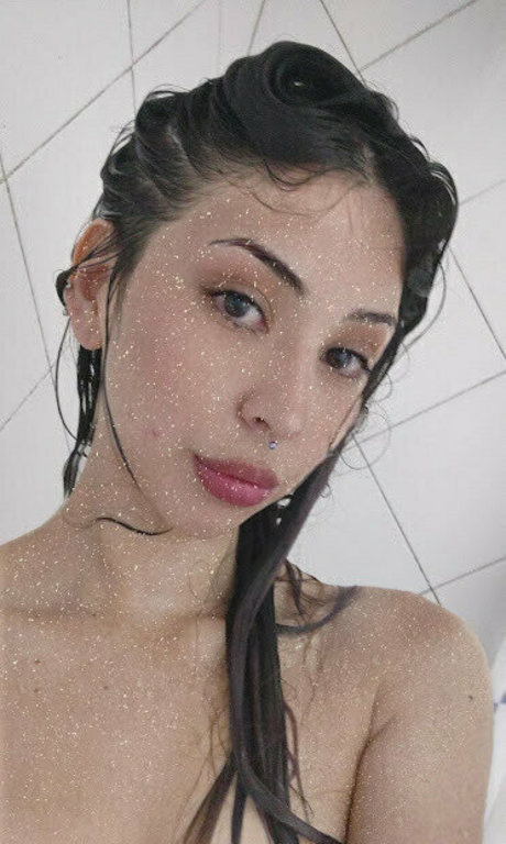 luz2200 art star gallery