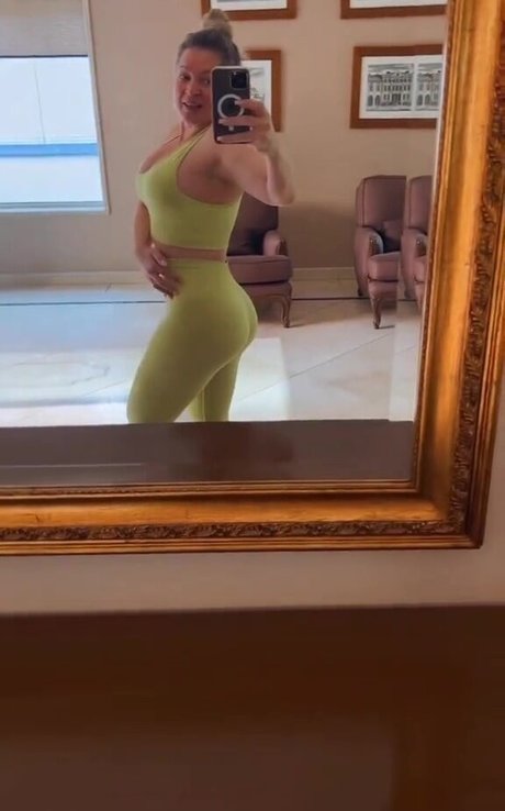 Joice Hasselmann pornographic star img