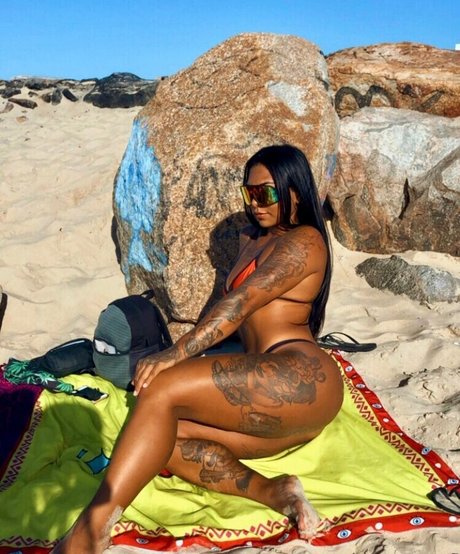 Beaweed adult actress gallery