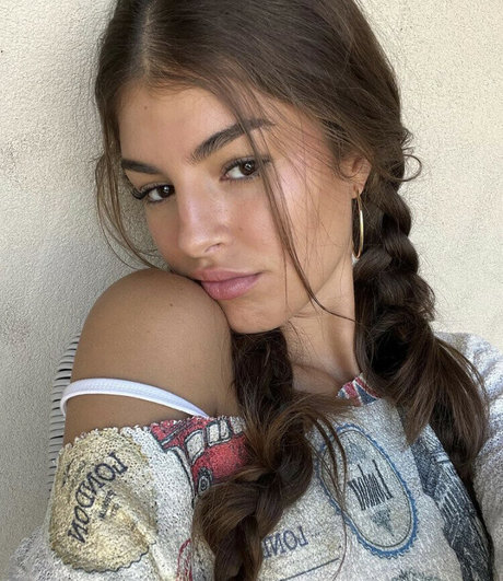 perfect body onlyfans erotic images