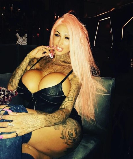 Kacey Diamonds model exclusive pictures