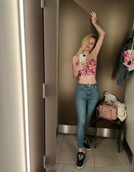 sailerwolfgirl model hd gallery