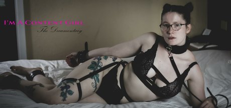 TheSluttyBraniac model nude image