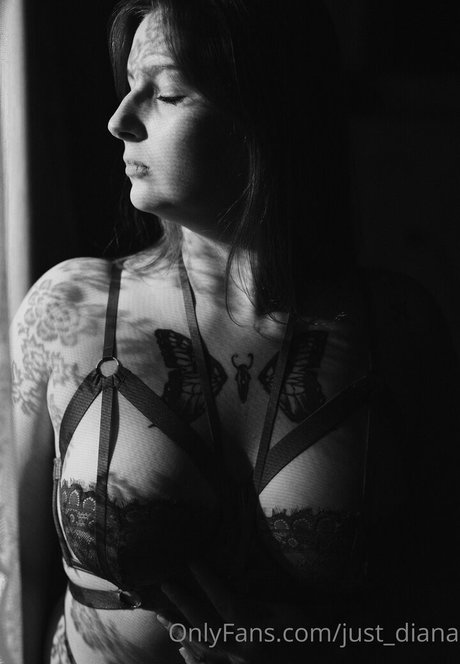 just diana exclusive pornstar image