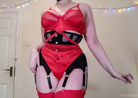 rraicleach star pornographic image