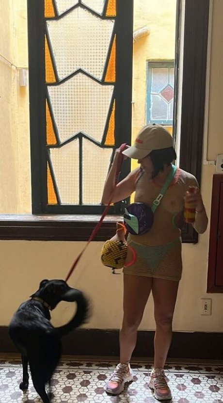 Valen Bandeira nude model pictures