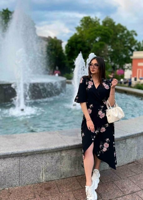 cassie flower nude pornstar img