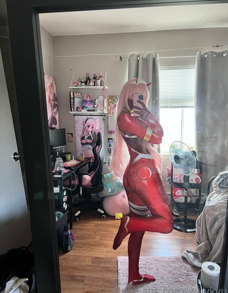 leather leggings onlyfans nude image