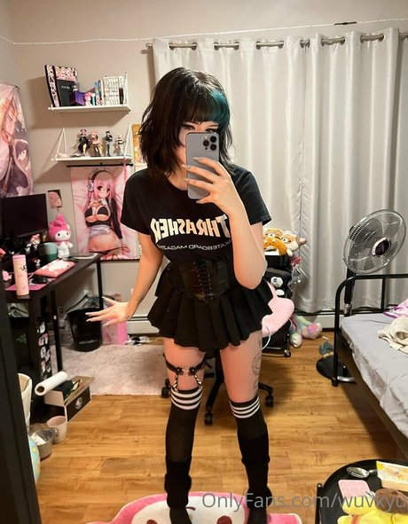 wuvkyu perfect pornstar archive