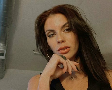 itsmorganalexis nude model photos