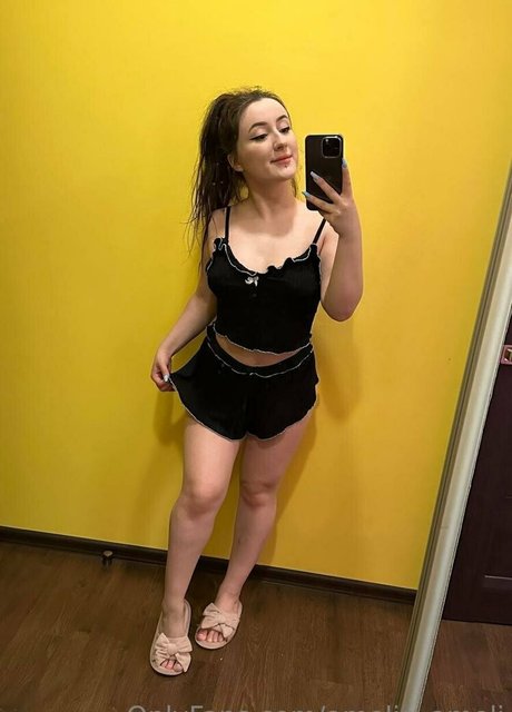 amelia ameli naked actress images