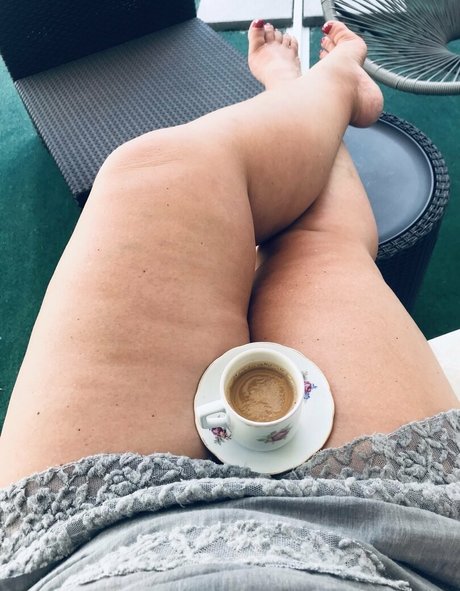 big areolas onlyfans pornographic photo