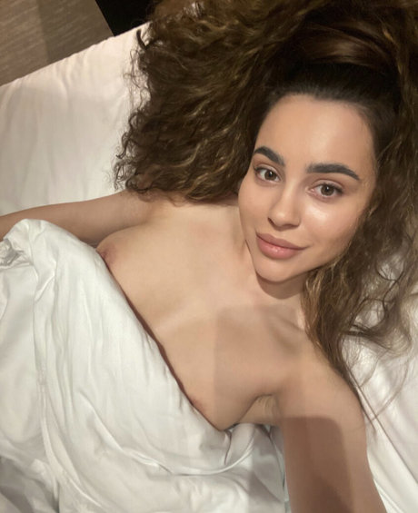 Karyna Kardelian exclusive pornstar images