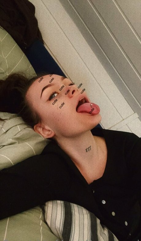 so lenaa pretty star pic