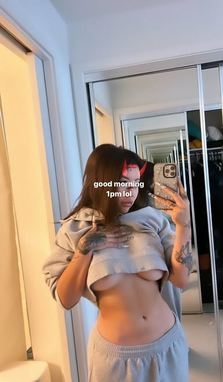 Heidikinnns pornographic actress gallery