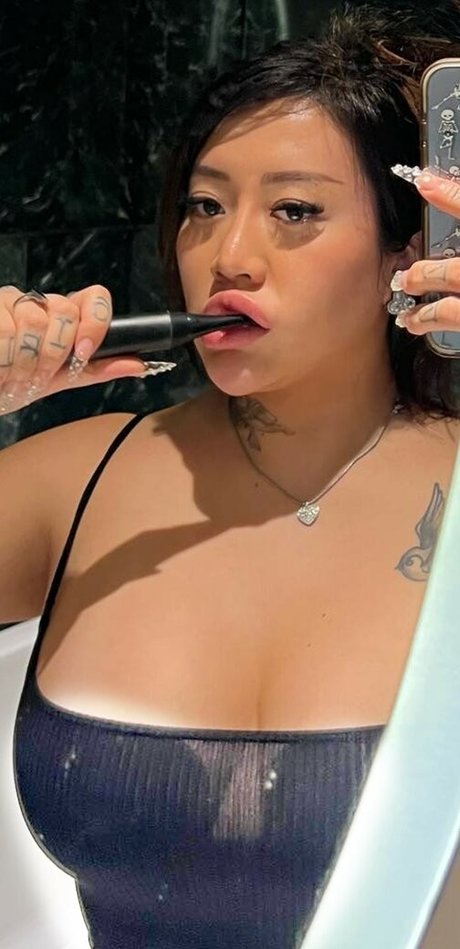 Heidikinnns nude star picture