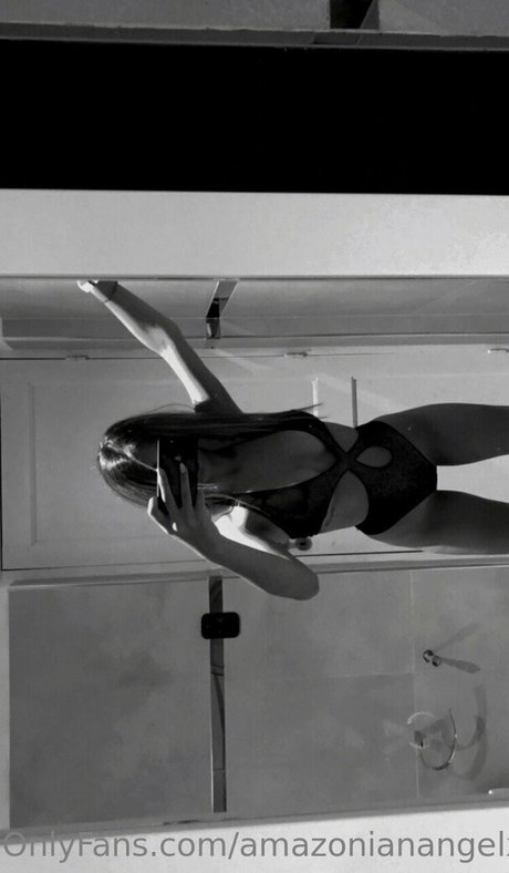 amazonianangelx porn actress image