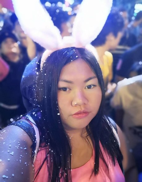 ameenachubbycutie naked model img