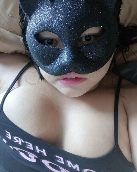 ameenachubbycutie model naked img