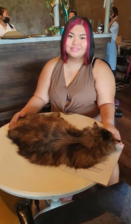 ameenachubbycutie pornstar naked pics