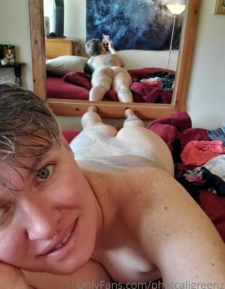 phatcaligreenz model nice pictures