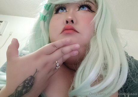 pinkpolaaa high quality model photo