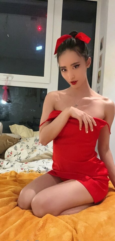 naughty onlyfans pretty pic