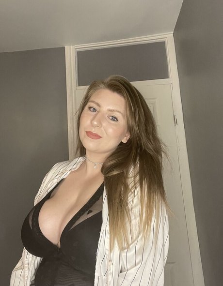 Daisy Beth adult actress archive