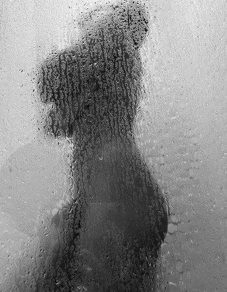 Dana Valentiina top actress images