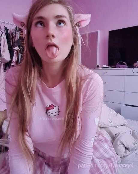 Lyllaangel xxx actress pictures