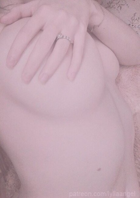 Lyllaangel art model images