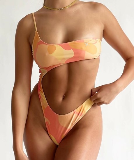 nerdy onlyfans pornographic img