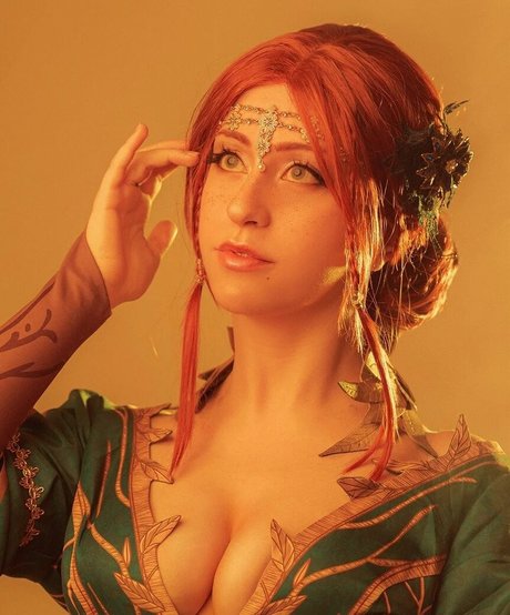 mai nata model pornographic img